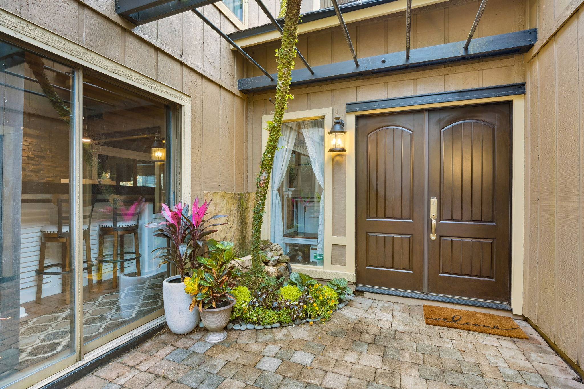 Front Entry Detail