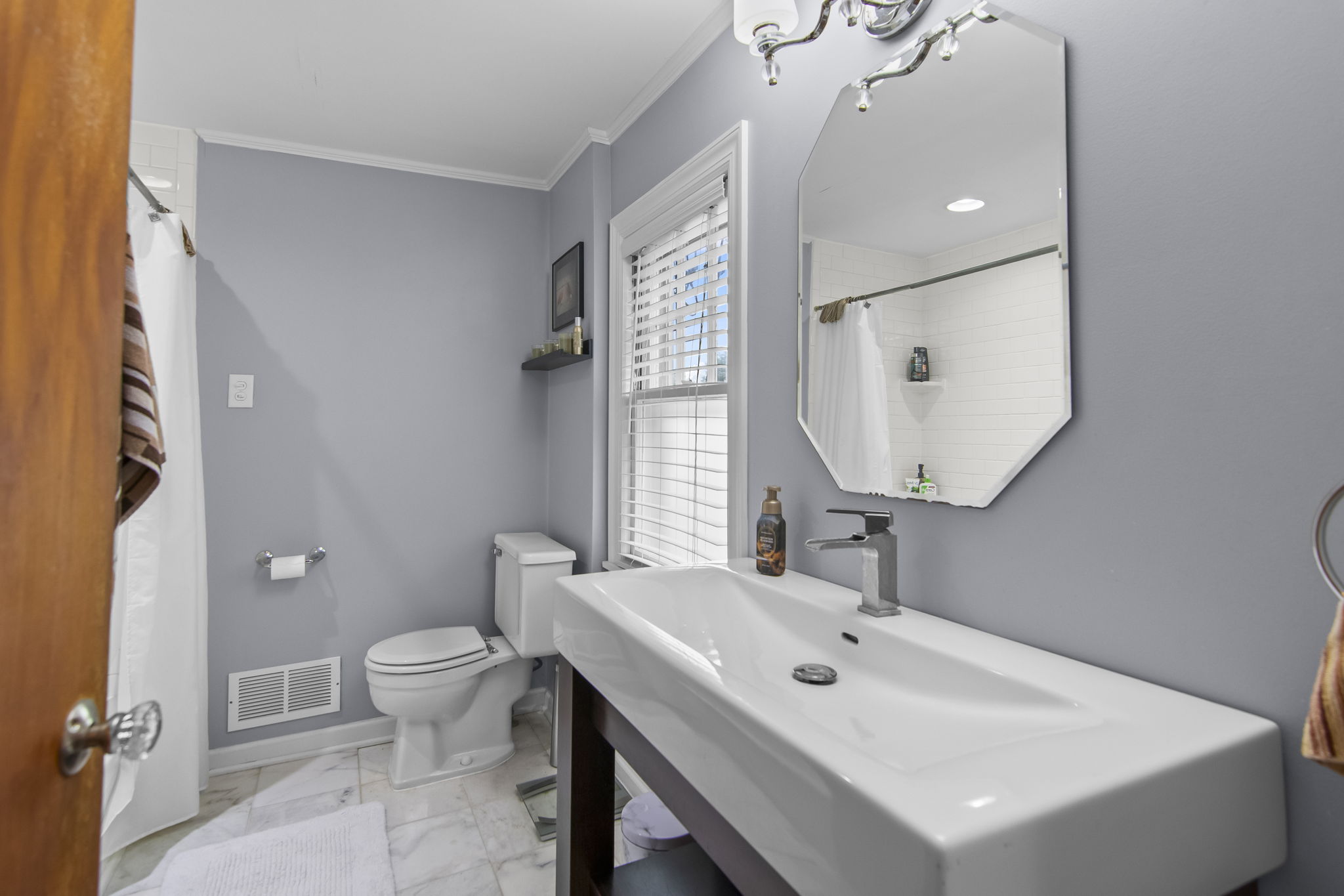 Upper Bath