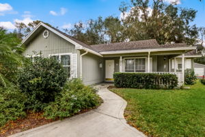 Welcome to 2433 Bonnie Oaks Dr