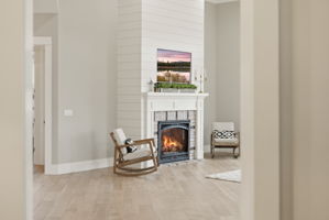  Photo 0