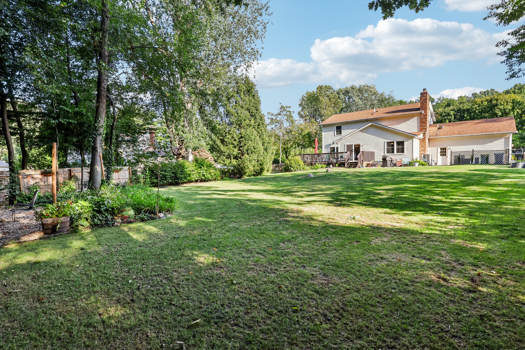 Beechersbrook Ln-059.jpg