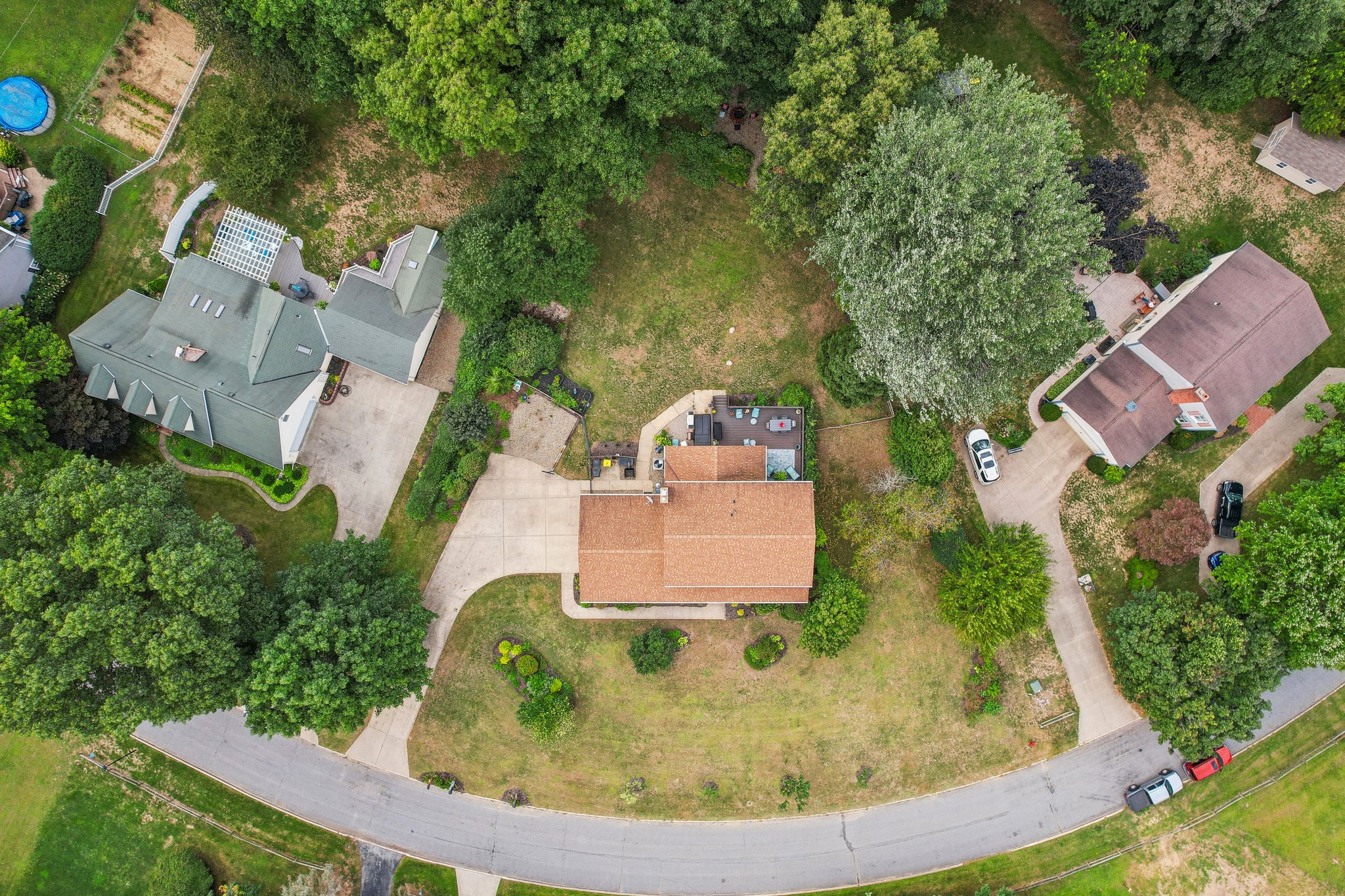 Beechersbrook Ln-075.jpg