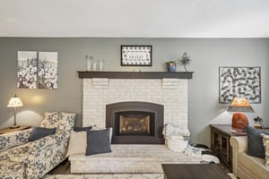 Beechersbrook Ln-007.jpg