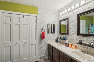 Beechersbrook Ln-032.jpg