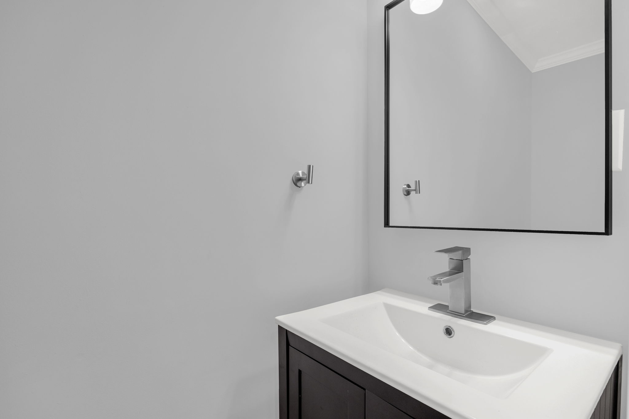2434 Walkertown Rd-19
