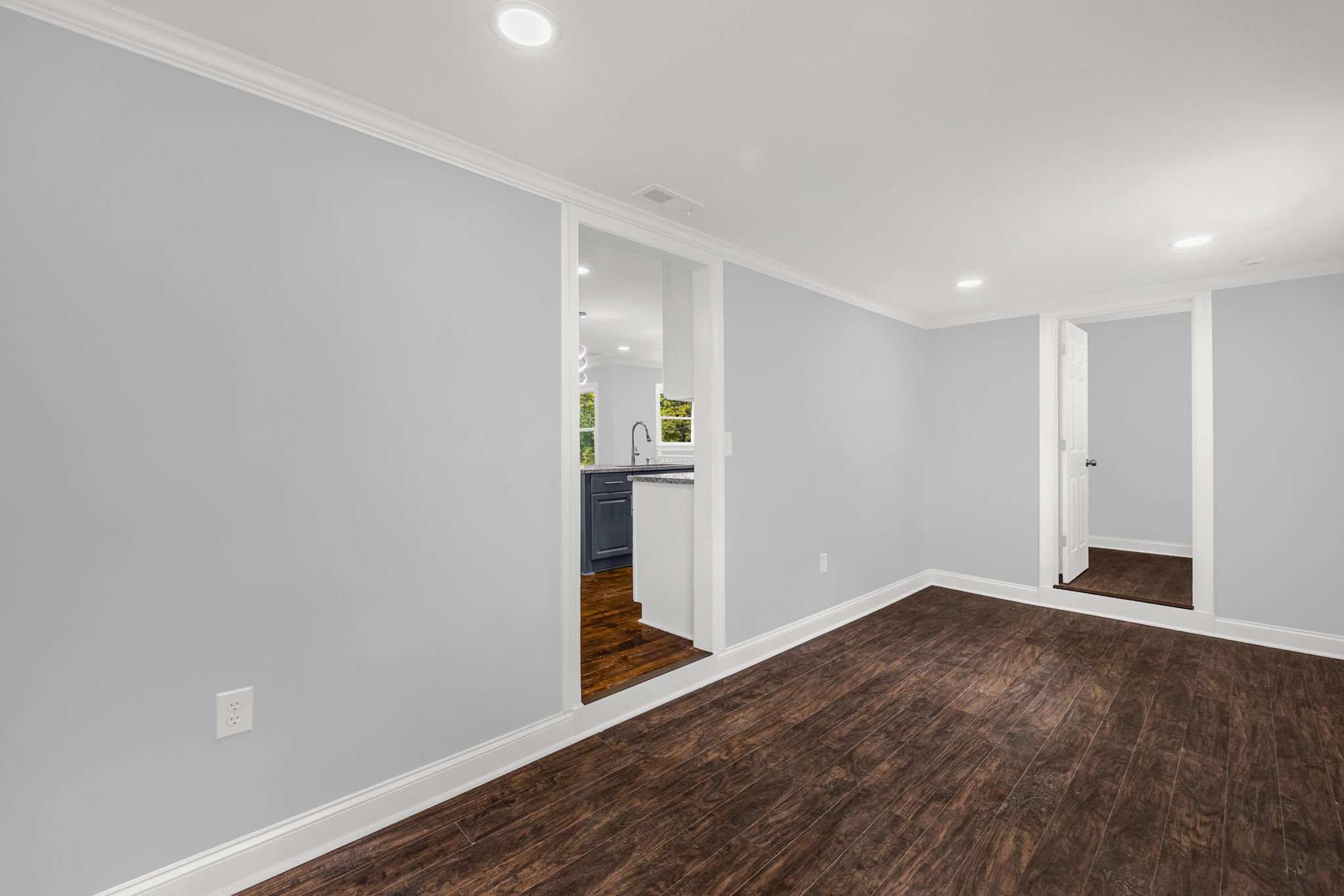 2434 Walkertown Rd-32