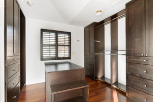 Primary Bedroom Closet