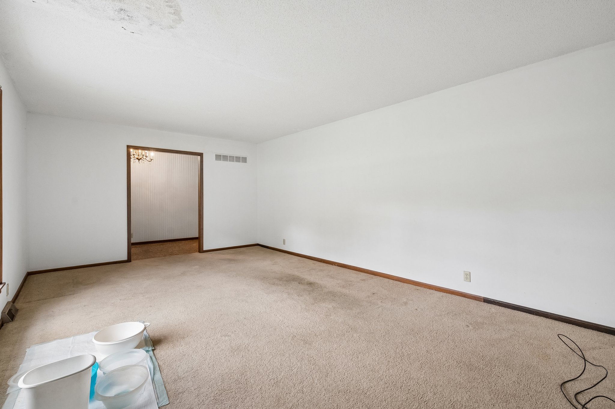 9018 - 24356 W 55th St_033.jpg