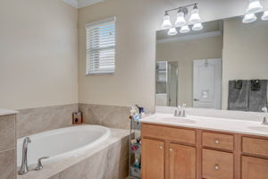 Caslotti Way-022