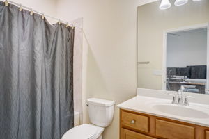 Caslotti Way-030