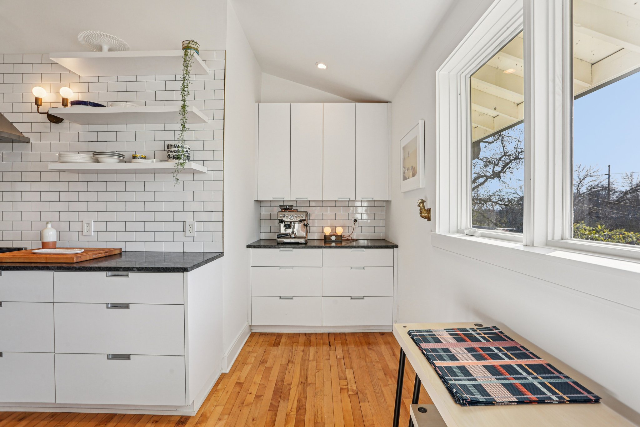 Eastland Ave-S1312-017.jpg