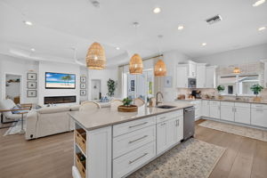 Kitchen 2 of 3
