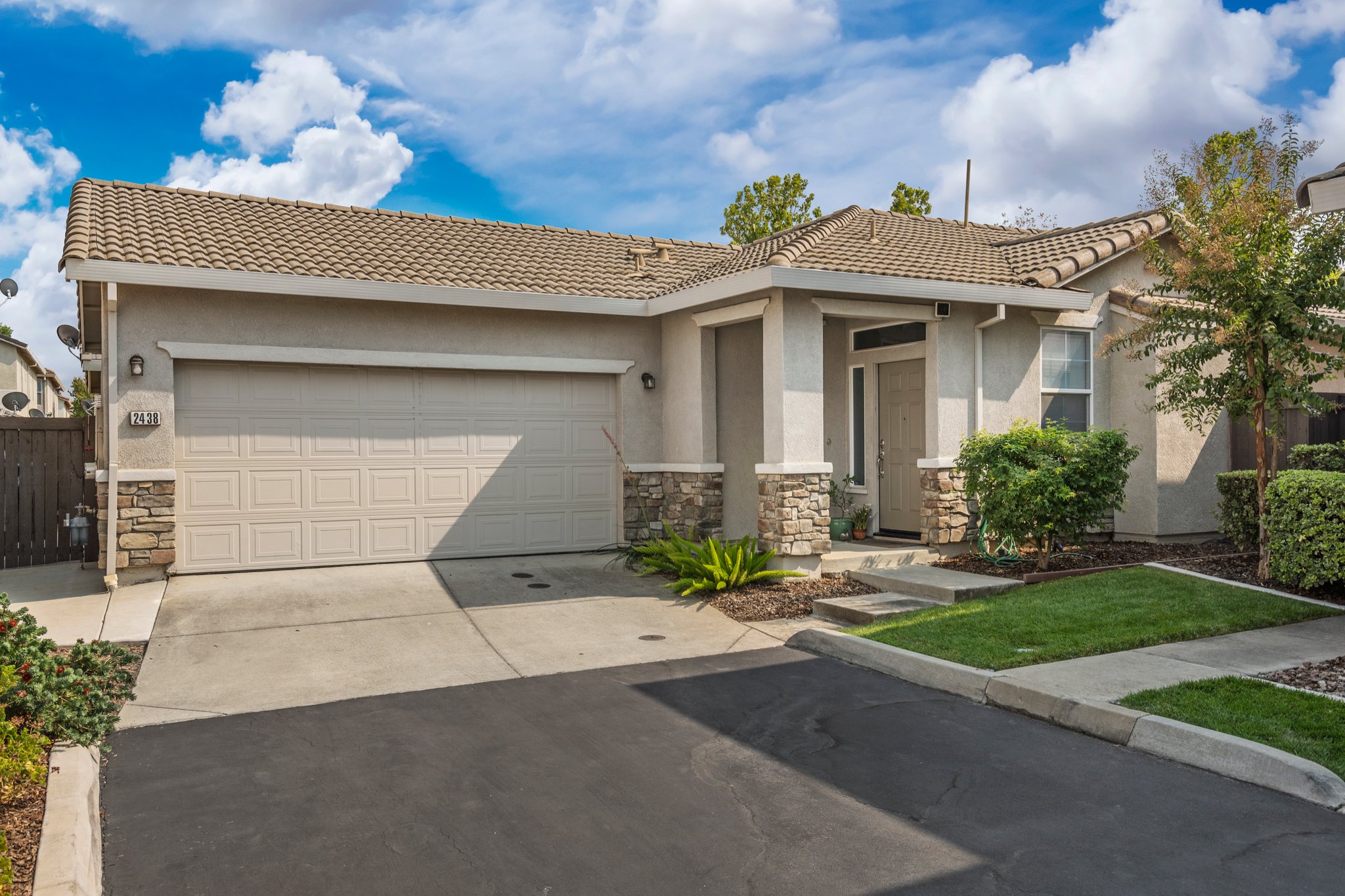 2438 Bayless Way, Sacramento, CA 95835, USA