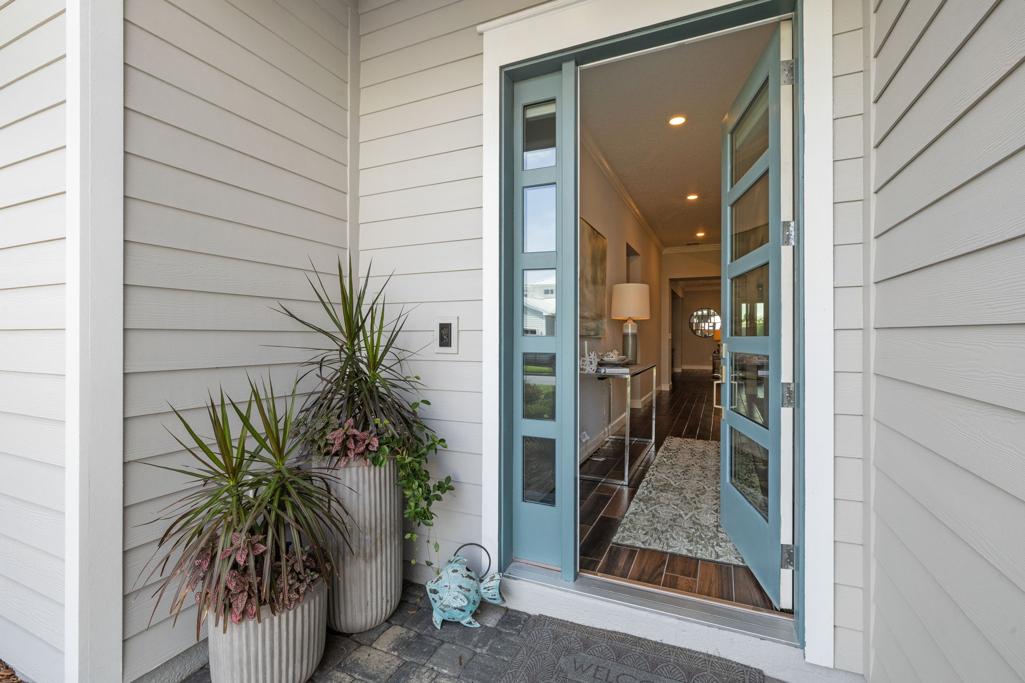 Front Entry Detail
