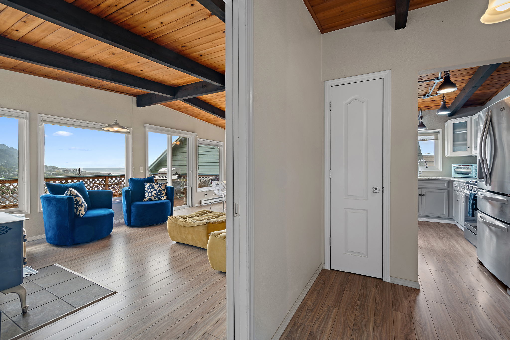 244 E 3RD - 04