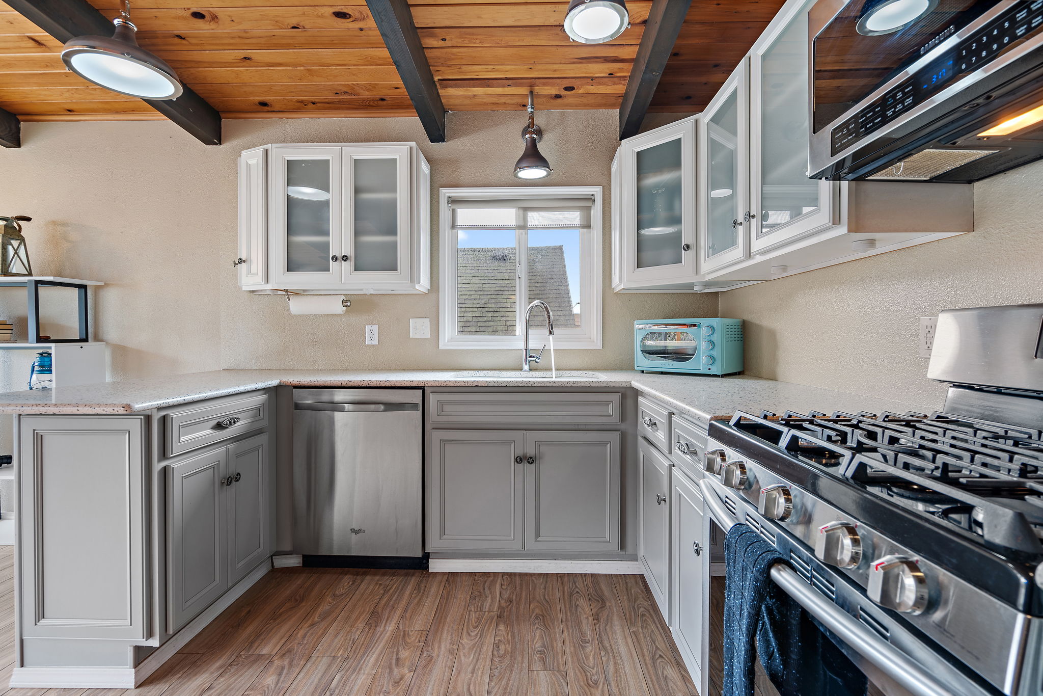 244 E 3RD - 10