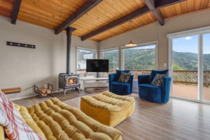 244 E 3RD - 06