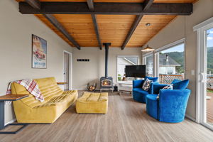 244 E 3RD - 05