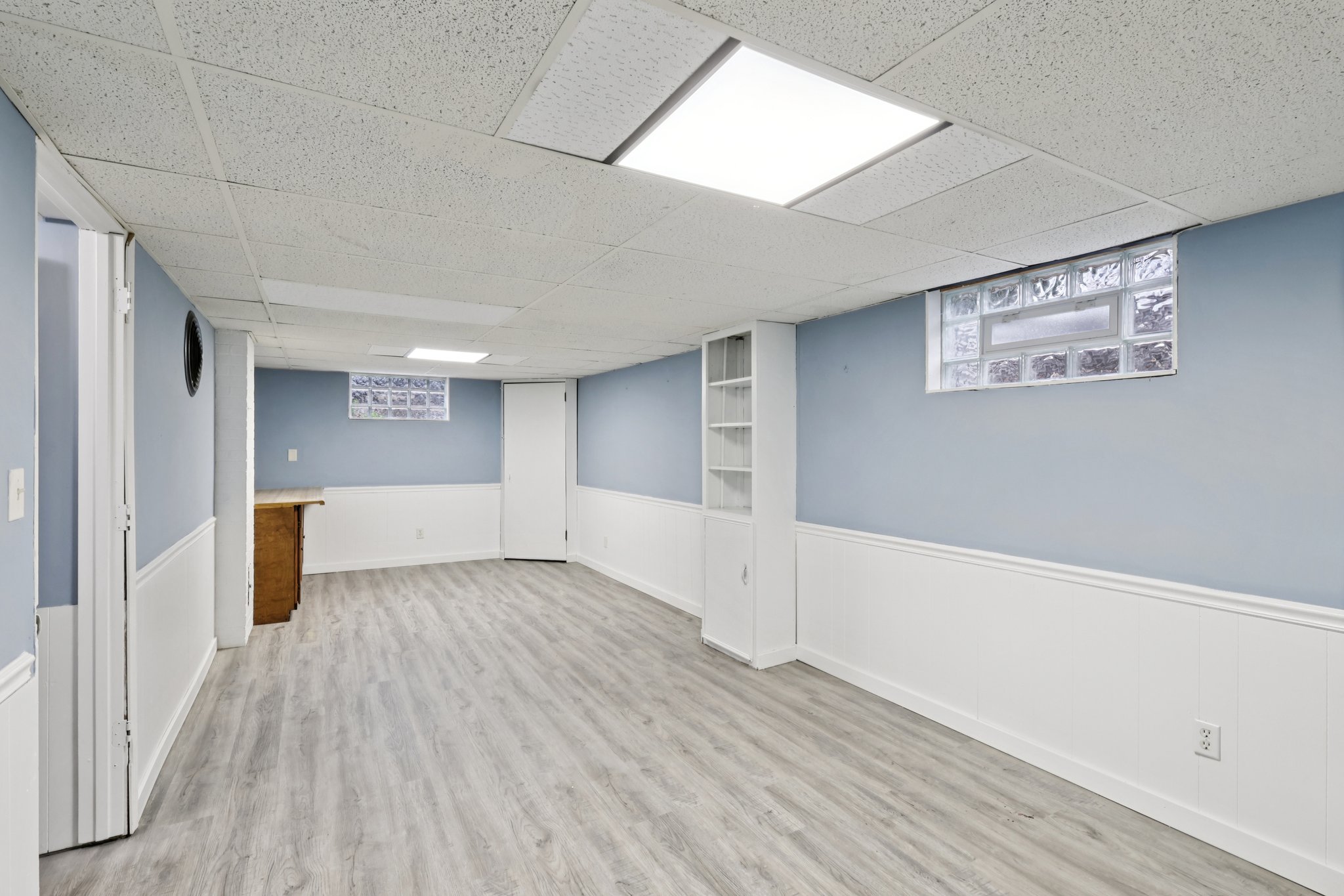 E Catawba Ave-S0112-030.jpg