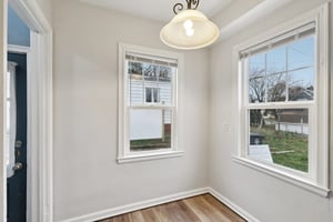 E Catawba Ave-S0112-009.jpg