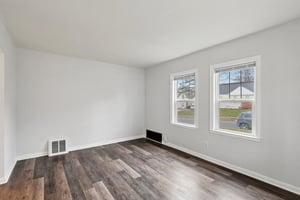 E Catawba Ave-S0112-011.jpg