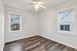 E Catawba Ave-S0112-020.jpg