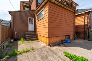  Photo 38