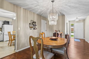 Foyer/Dining Room