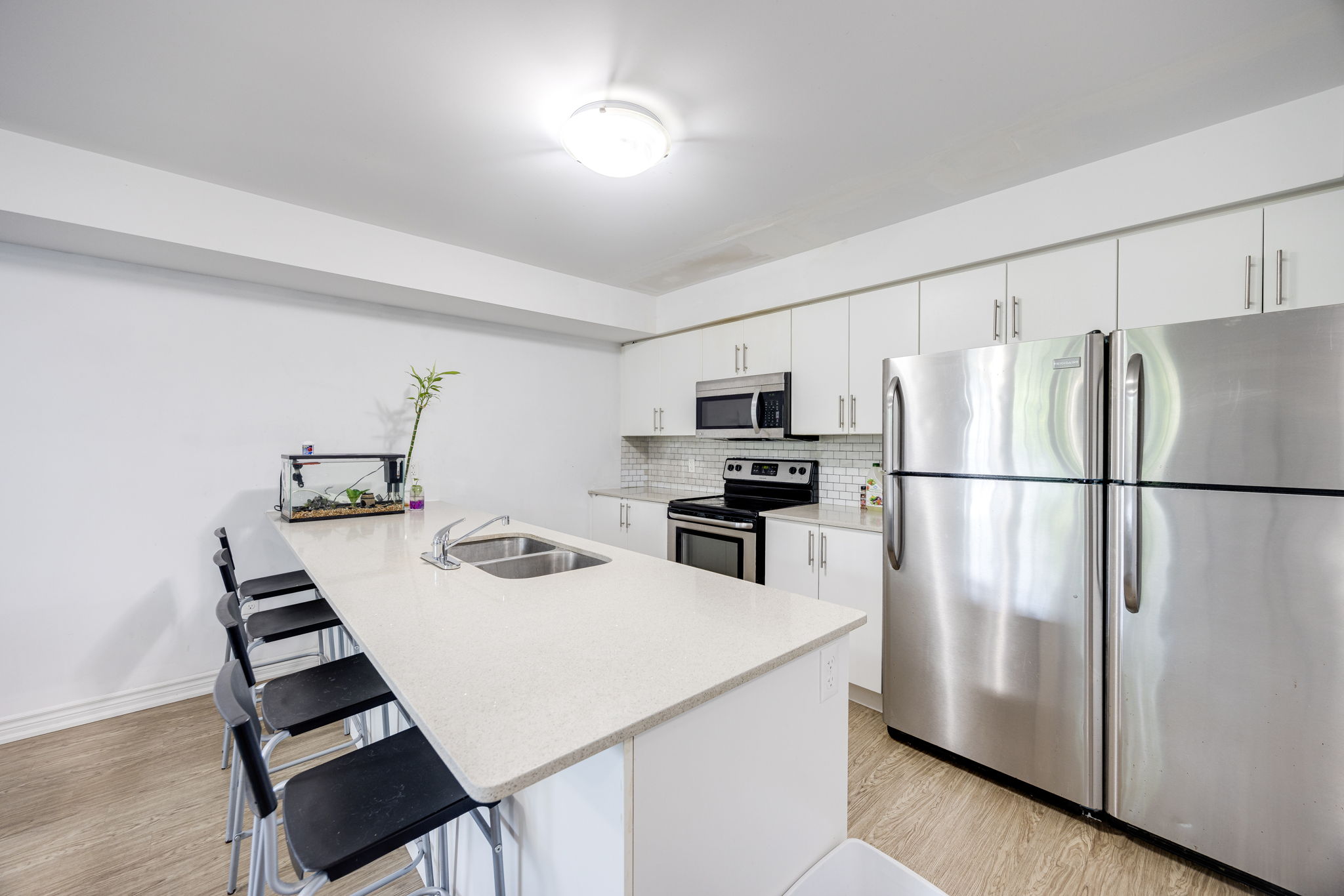 Barrie property showcase — delivered property photograph 9