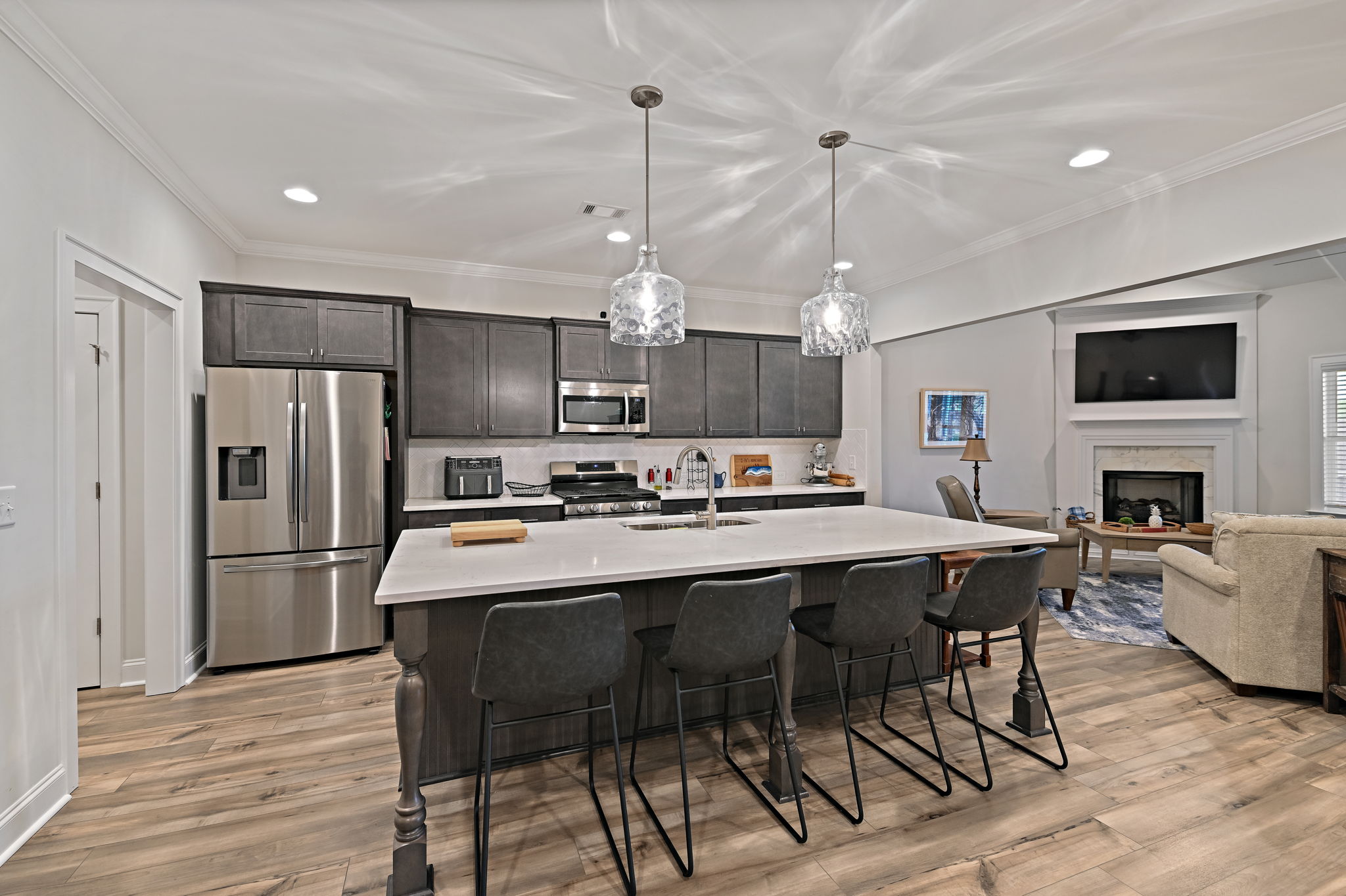  Photo 19