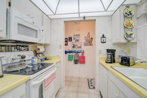 244 St Augustine Ave - Unit #905-17