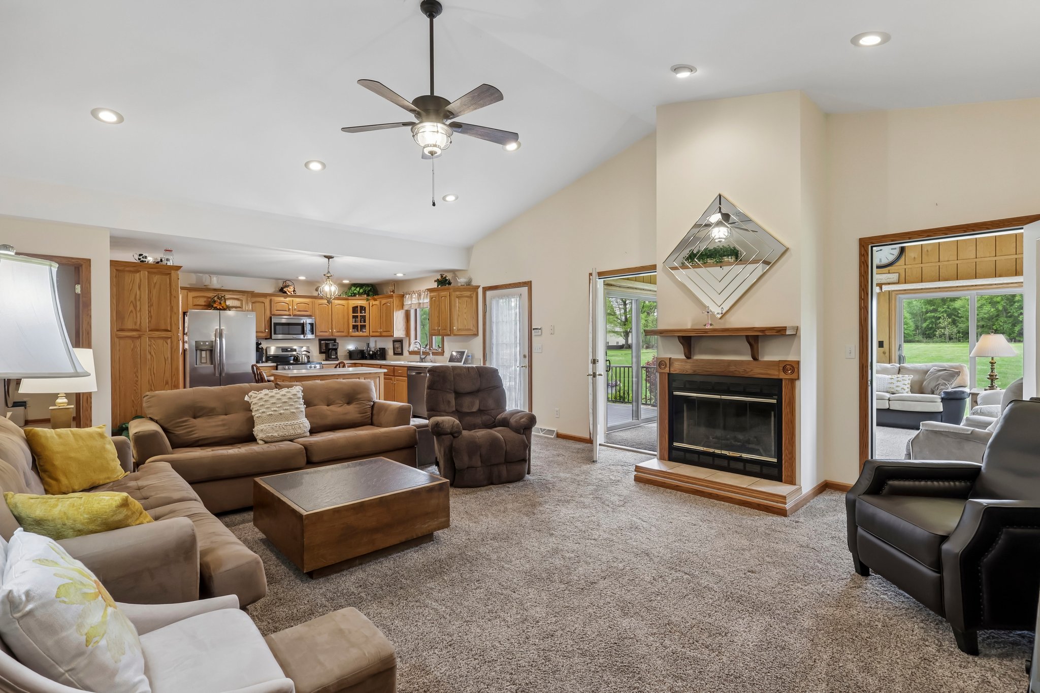 W Beechwood Rd-S2305-015.jpg