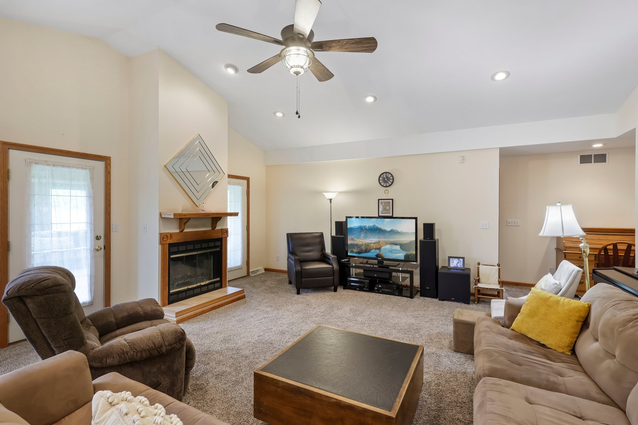 W Beechwood Rd-S2305-018.jpg