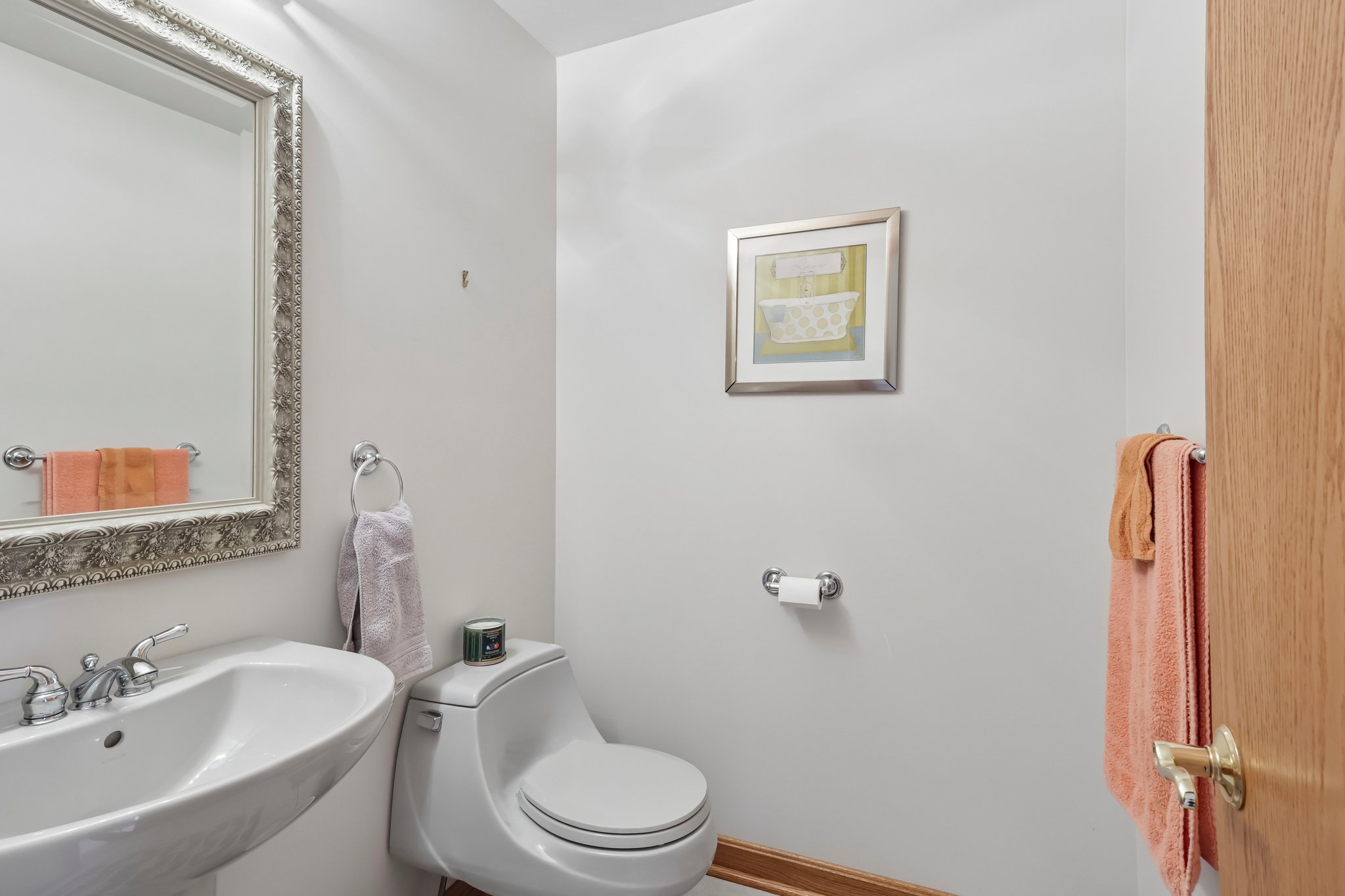 W Beechwood Rd-S2305-045.jpg