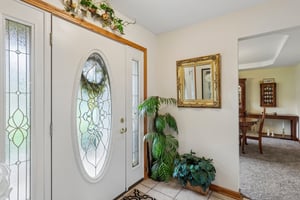 W Beechwood Rd-S2305-010.jpg