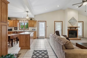 W Beechwood Rd-S2305-020.jpg
