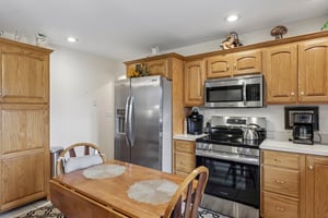 W Beechwood Rd-S2305-025.jpg