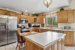 W Beechwood Rd-S2305-026.jpg