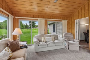 W Beechwood Rd-S2305-046.jpg