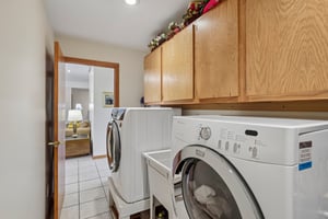 W Beechwood Rd-S2305-049.jpg