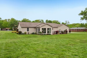 W Beechwood Rd-S2305-065.jpg