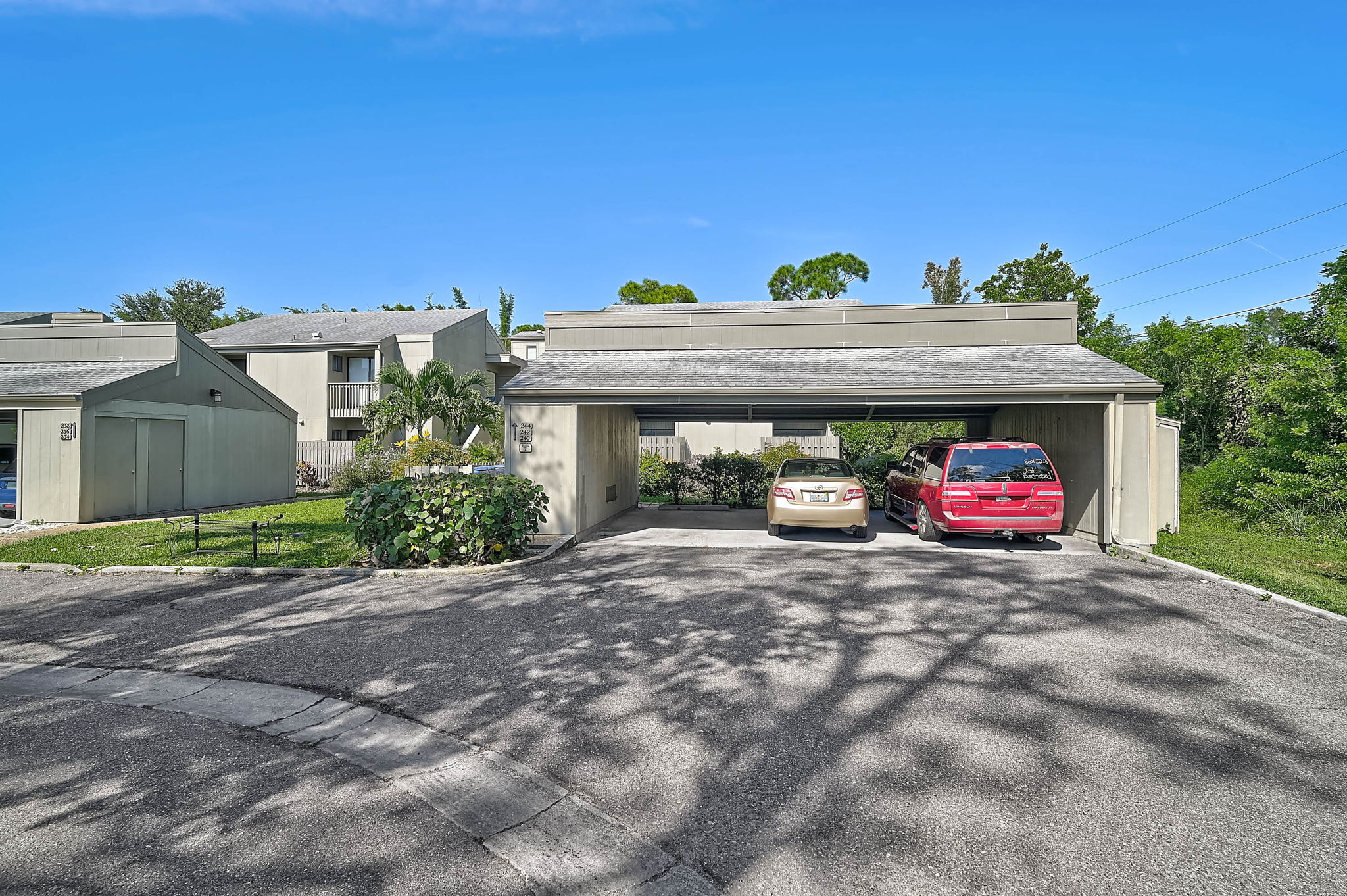 244 Woodland Dr-3