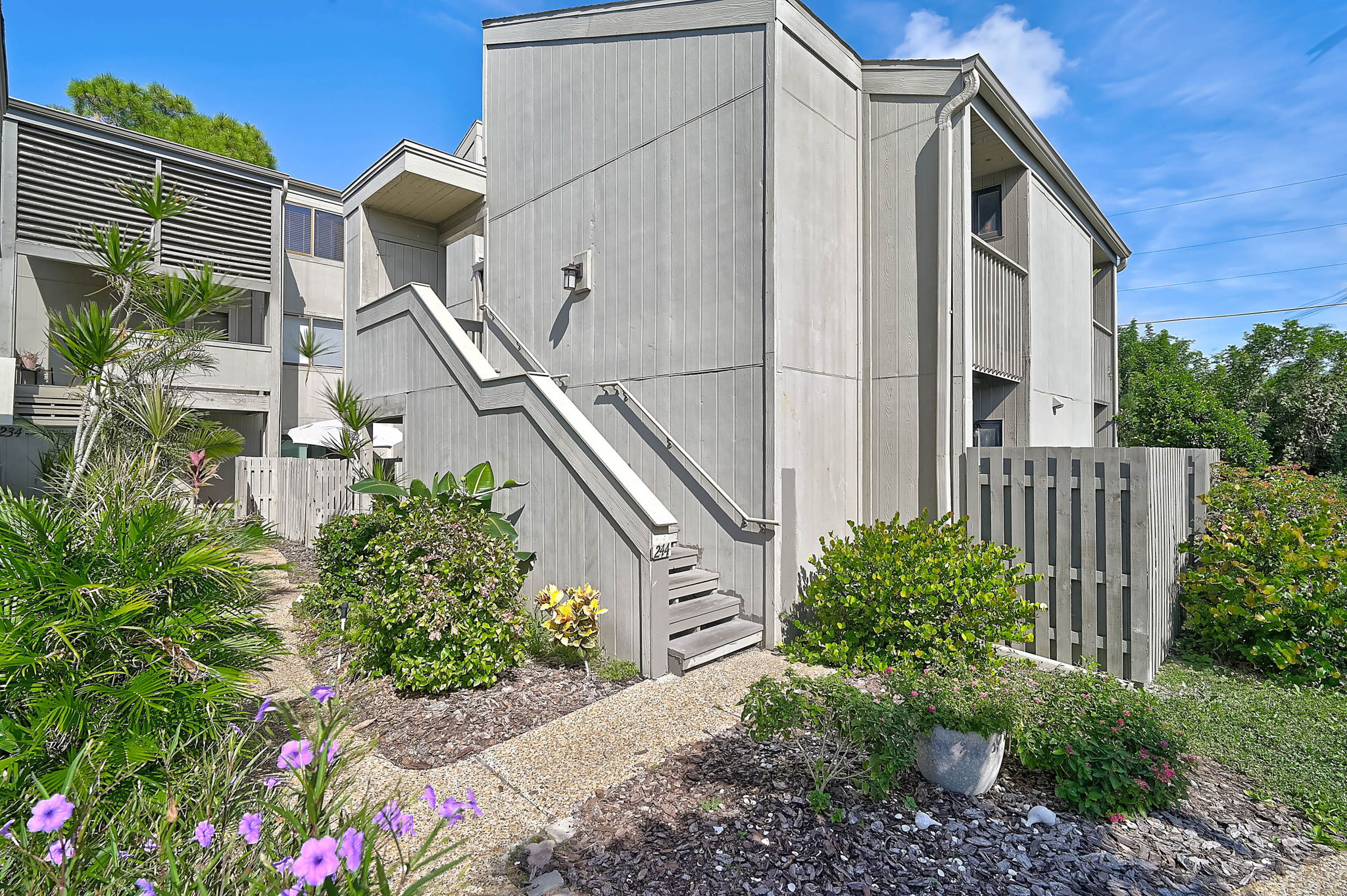 244 Woodland Dr-5