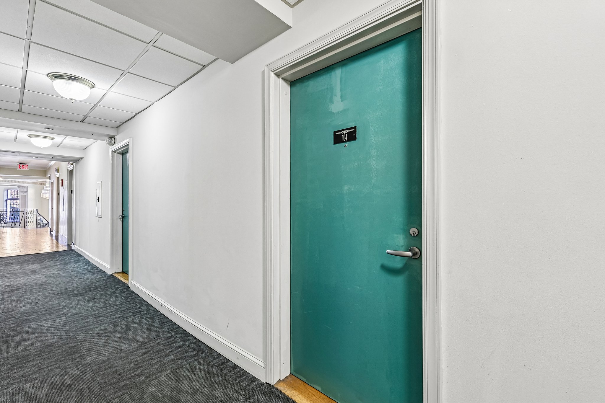 16th St 104-S1510-007.jpg