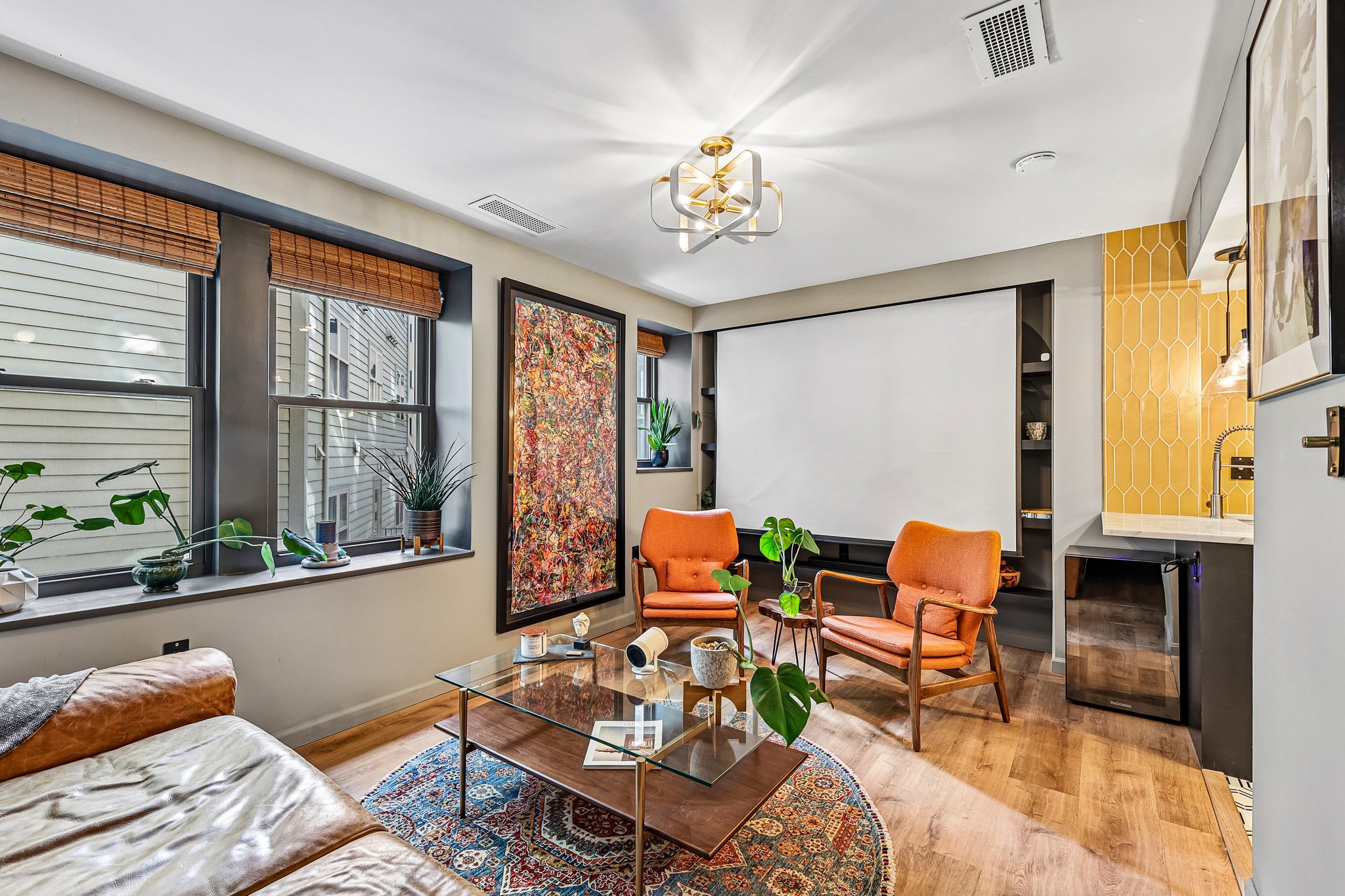 16th St 104-S1510-014.jpg