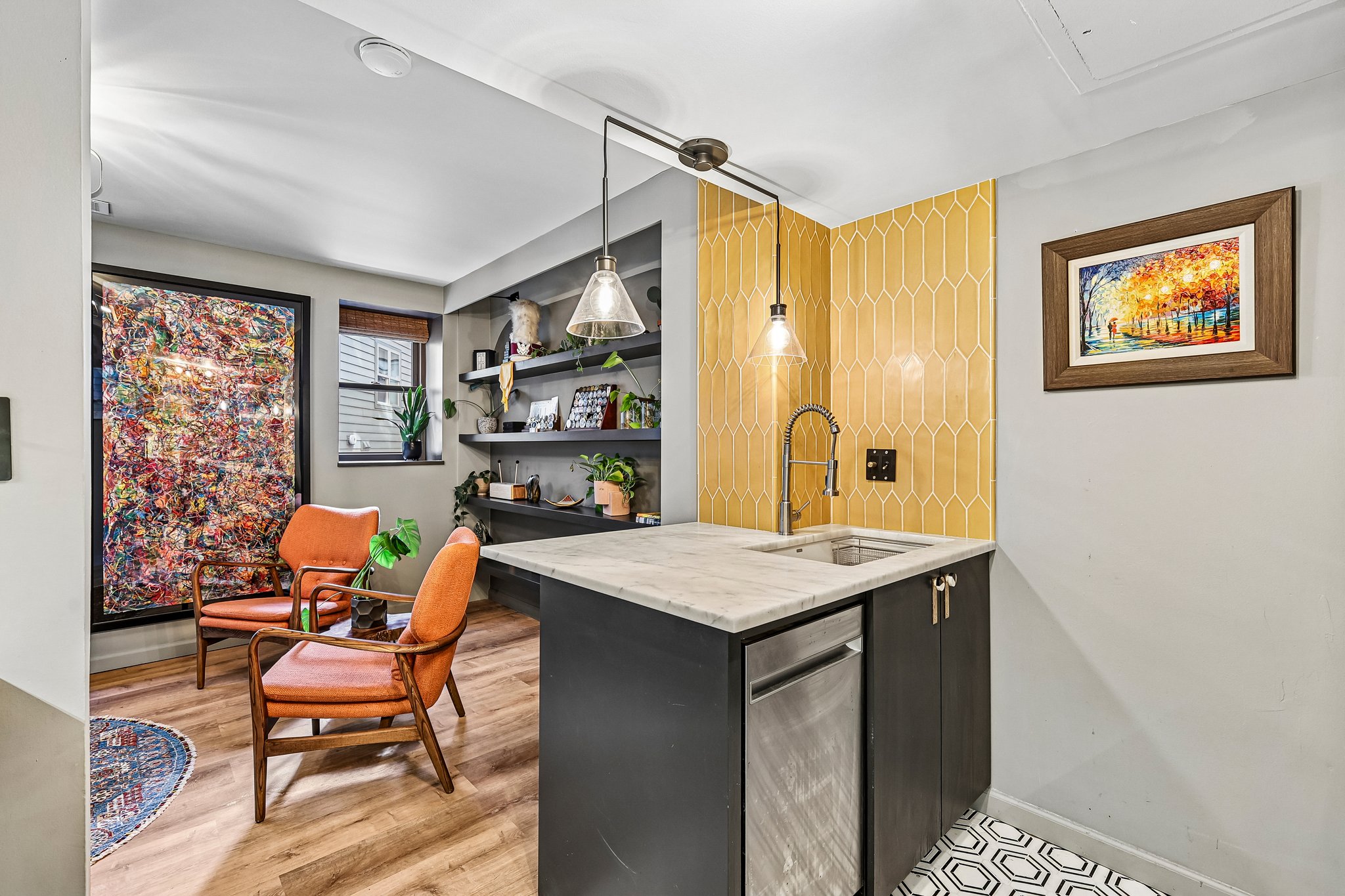 16th St 104-S1510-018.jpg