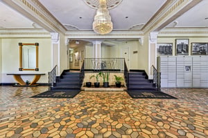 16th St 104-S1510-005.jpg