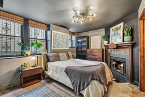 16th St 104-S1510-022.jpg