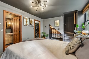 16th St 104-S1510-023.jpg