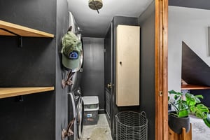 16th St 104-S1510-028.jpg